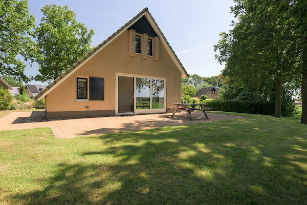 6-persoons Bungalow 4 - Frisia