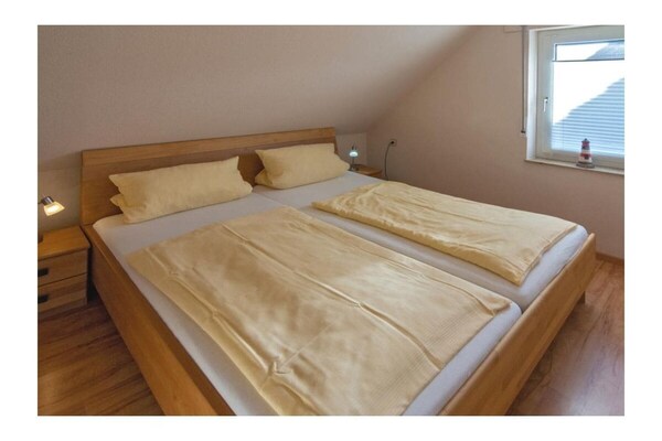 Licht appartement Lima op loopafstand van strand en centrum Norddeich - thumbnail 3