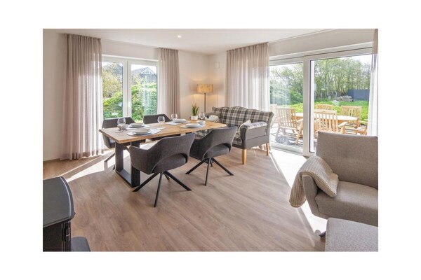 Lüttje Steern: comfortabel vakantieappartement in Hage, 4 pers., 2 badkamers - thumbnail 1