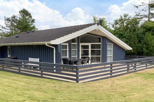 Licht vakantiehuis voor 6 personen in Løgstør nabij het strand - thumbnail 1