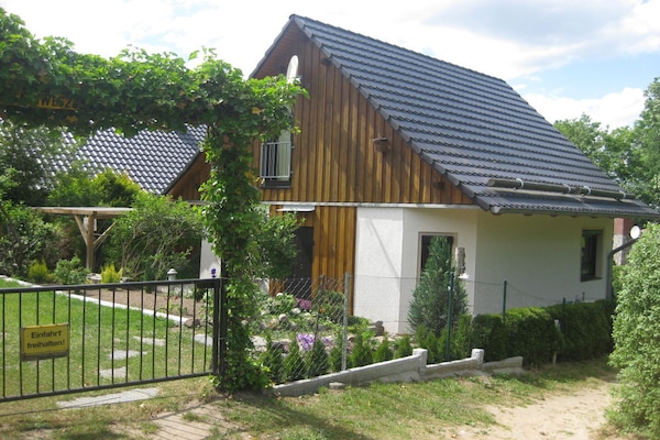 Romantisch vakantiehuis aan de Fleesensee in Mecklenburg - thumbnail 3
