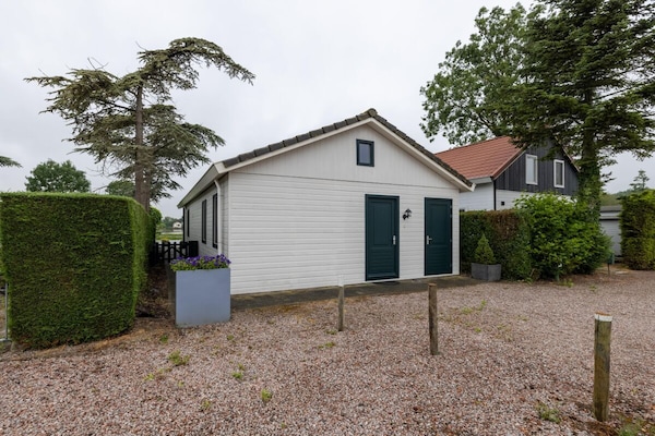 Comfortabele bungalow De Wilgenroos in Wervershoof, ideaal voor gezinnen - thumbnail 2