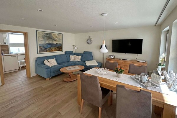 Gerenoveerd 4-sterren appartement in oud vissershuis – centrum Warnemünde - thumbnail 4