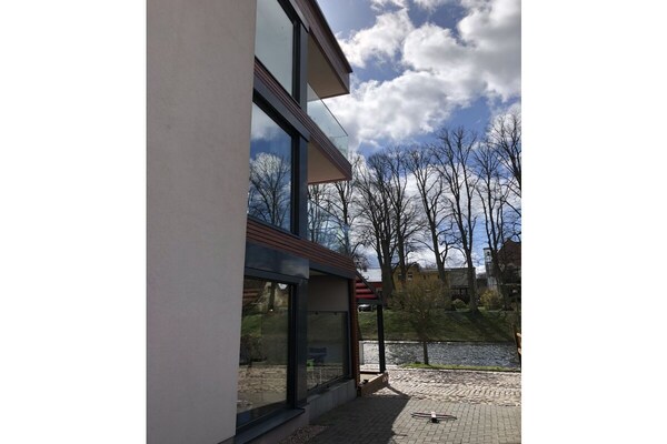 Luxe vakantiehuis met whirlpool en panoramisch uitzicht in Plau am See - thumbnail 6