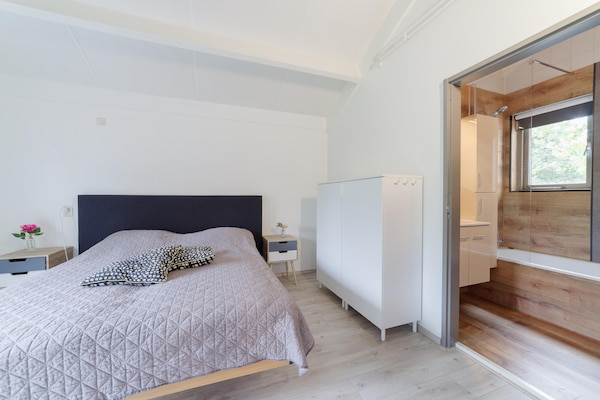 Vrijstaande villa met sauna op 300m van het strand in Wemeldinge - thumbnail 5