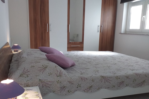 Aan zee: Rustgevend appartement voor 4 personen op Rab - thumbnail 6
