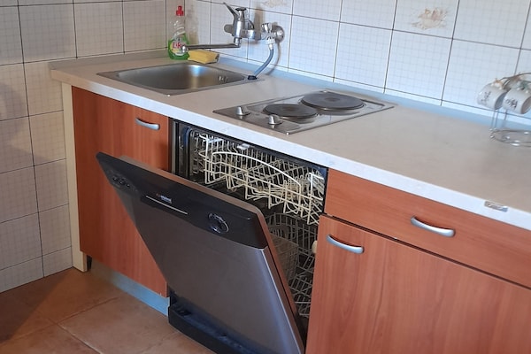 6-persoons appartement aan zee in Banjol op Rab - thumbnail 6