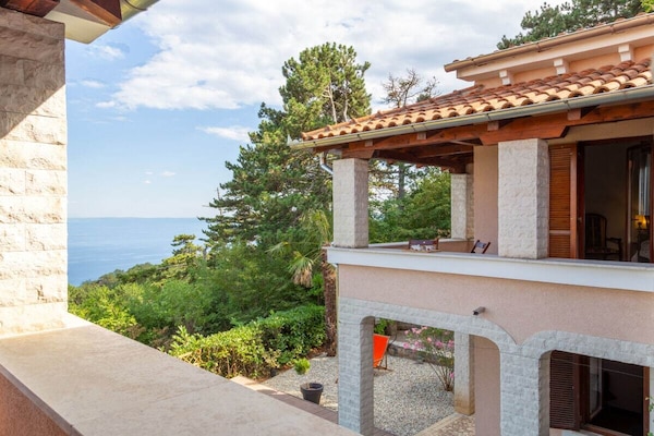 Prachtig appartement met 4 slaapkamers, sauna en whirlpool nabij Opatija - thumbnail 3