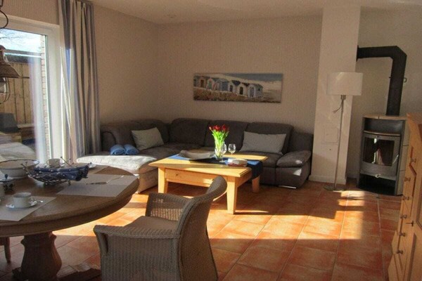 Knus vakantiehuis in Greetsiel, 400m van haven, voor 4 personen - thumbnail 4