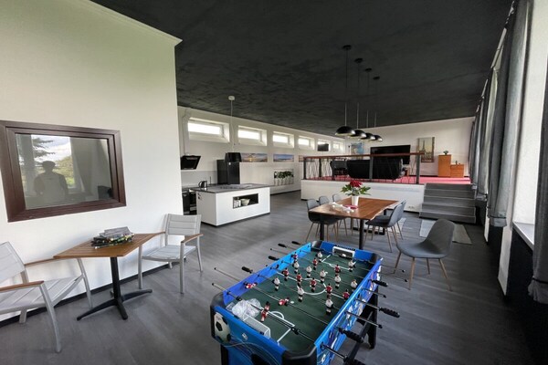 Licht appartement op 5 km van zee met weids uitzicht en 4000 m² tuin - thumbnail 6