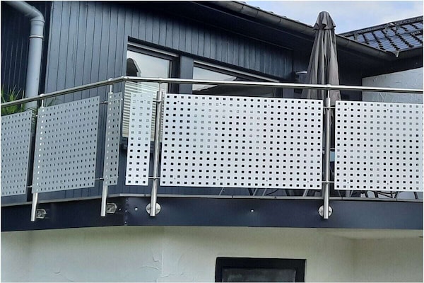 Ruim vakantiehuis met balkon en tuin in Simmerath, 800m van centrum - thumbnail 4