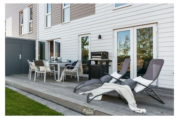 Licht appartement aan de Oostzee met sauna, terras en panoramisch uitzicht - thumbnail 3