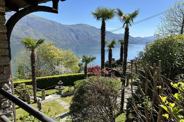 Ruime villa met jacuzzi en panoramisch uitzicht nabij Cannobio - thumbnail 3