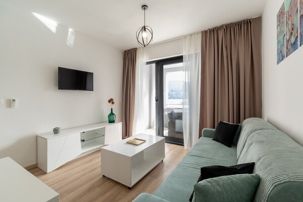 Appartement aan zee met terras en uitzicht op Vela Luka, Korčula - thumbnail 3