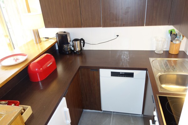 Knus 8-persoons appartement direct aan de skipiste in WALI - thumbnail 3