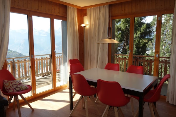 Knus 8-persoons appartement direct aan de skipiste in WALI - thumbnail 2