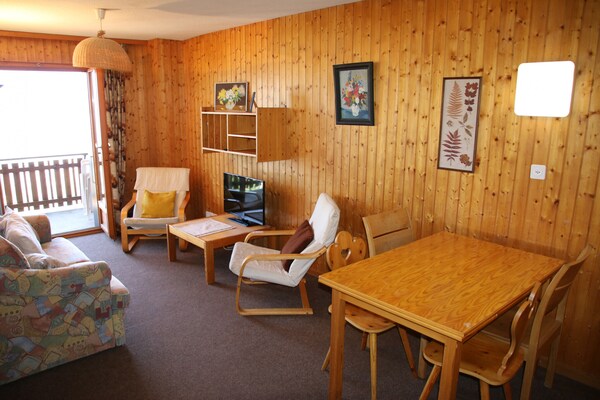 Rustiek appartement voor 6 aan de golfbaan in WALI, Zwitserland - thumbnail 2