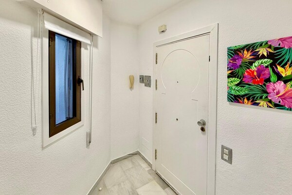 Licht appartement op 250m van strand met zwembad in Roquetas de Mar - thumbnail 6