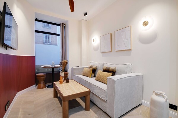 Knus appartement in hartje Parijs, vlakbij Montmartre - thumbnail 6