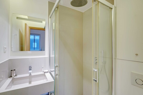 Chic appartement op Avenue Victor Hugo met uitzicht over Parijs - thumbnail 5