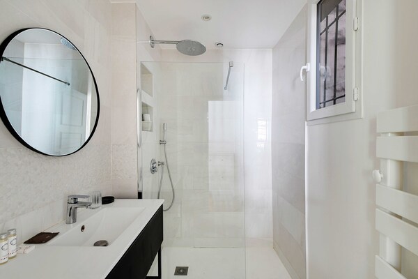 Elegant appartement in de Marais, vlakbij het Picasso Museum - thumbnail 5