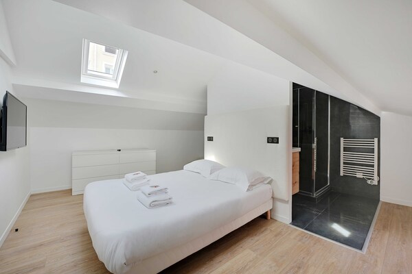 Stijlvol gerenoveerd appartement voor 2 aan de rand van Parijs - thumbnail 3