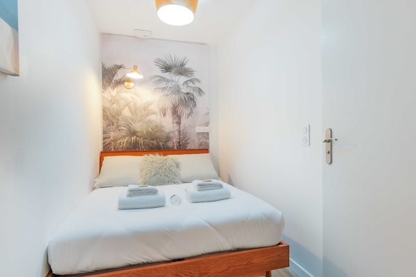 Modern appartement met groot terras in Montreuil - thumbnail 3