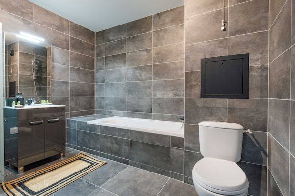 Modern appartement met groot terras in Montreuil - thumbnail 4