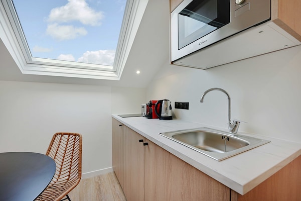 Modern gerenoveerd appartement voor 2 personen in Aubervilliers · 20 m² - thumbnail 3