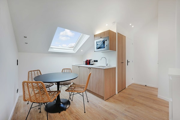 Modern gerenoveerd appartement voor 2 personen in Aubervilliers · 20 m² - thumbnail 6