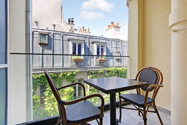 Elegant appartement in La Roquette, Parijs – 2 slaapkamers, vlakbij Square Colbert - thumbnail 4