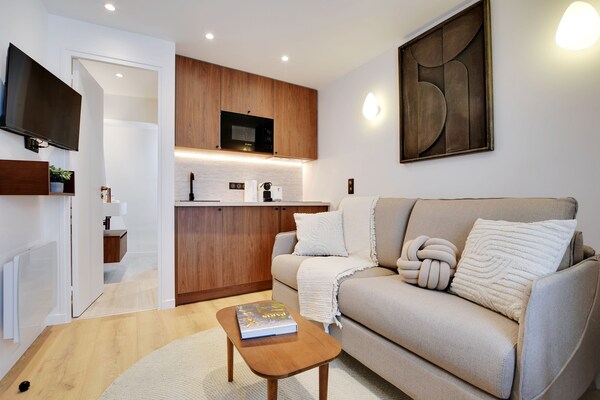 Charmant studio in chic Parijs, Madeleine, 5e verdieping met lift - thumbnail 2