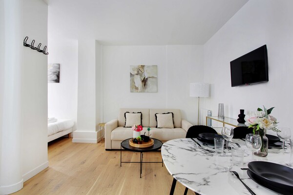 Charmant appartement in Grandes Carrières, vlakbij de Sacré-Coeur - thumbnail 6