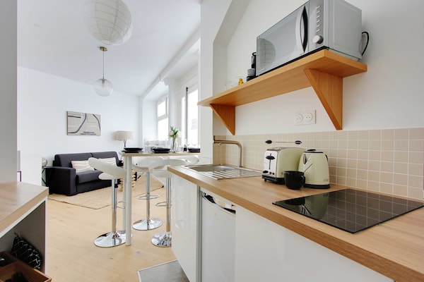 Sfeervol 2-kamerappartement in hartje Montmartre, Parijs - thumbnail 2