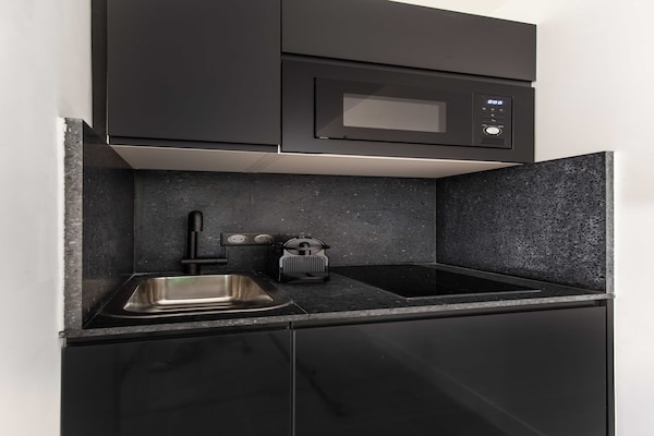 Kompakt studio-appartement in levendig Beaugrenelle, vlak bij de Seine - thumbnail 2