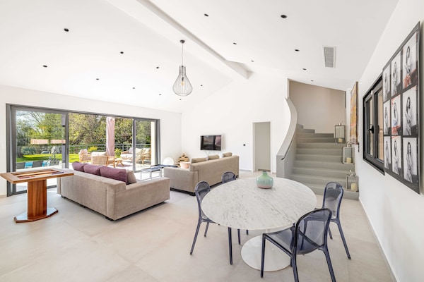 Moderne luxe villa met verwarmd zwembad in Mougins - thumbnail 3