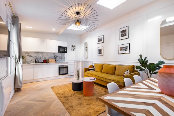 Stijlvol appartement met terras in Pigalle, vlakbij Moulin Rouge - thumbnail 2