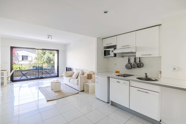Charmant appartement in Cannes met balkon, vlakbij het strand en station - thumbnail 3