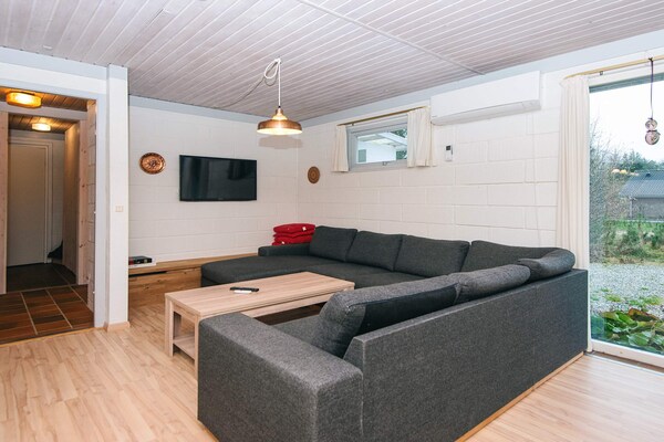 Vrijstaand vakantiehuis in Lyngshuse bij Herning met activiteitenruimte - thumbnail 3