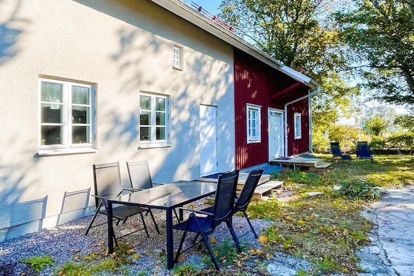 Modern vakantiehuis in Mörbylånga aan de kust van Öland - thumbnail 3