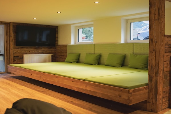 Wellness vakantiehuis in Bramberg: luxe voor 20 personen nabij de piste - thumbnail 3