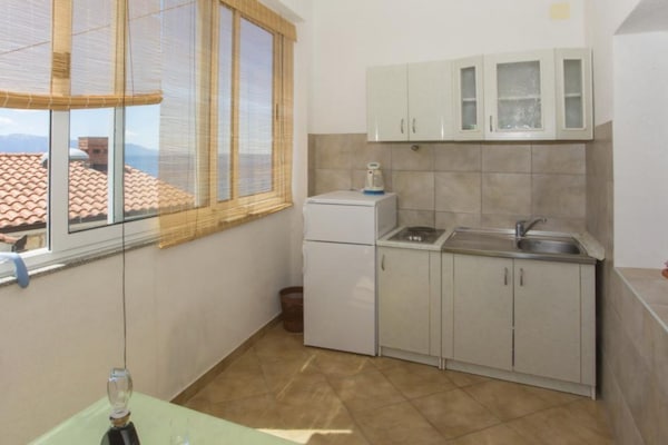 Appartement met privébalkon direct aan het strand in Brist · 2 pers. - thumbnail 4