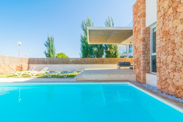 Vrijstaande villa met privézwembad nabij strand Sa Ràpita - thumbnail 2