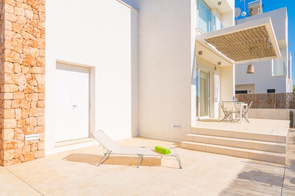 Vrijstaande villa met privézwembad nabij strand Sa Ràpita - thumbnail 6