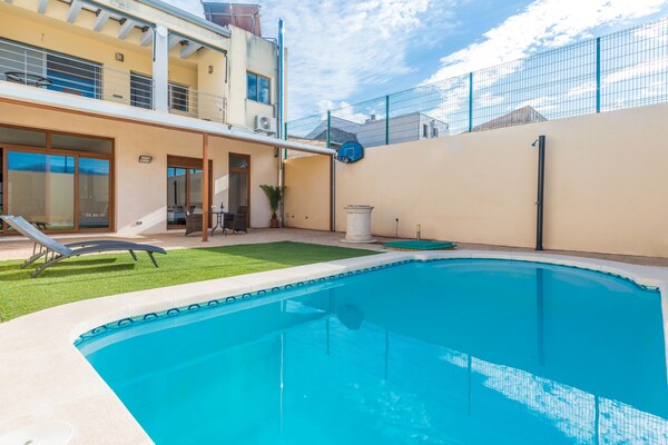 Romantisch toevluchtsoord met privézwembad aan de golfbaan in Sa Pobla - thumbnail 2