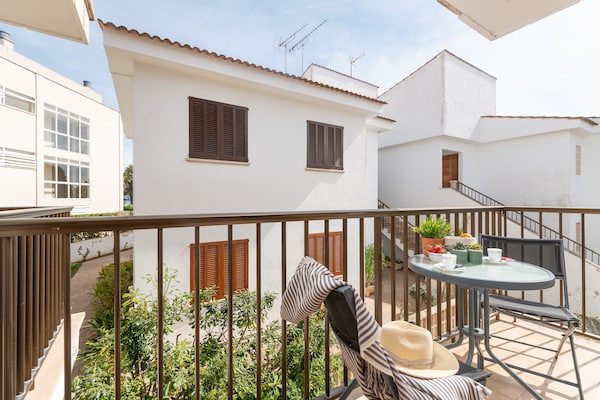 Al Pujol: Gezellig appartement met terras in Port d'Alcúdia, 800m van het strand - thumbnail 1