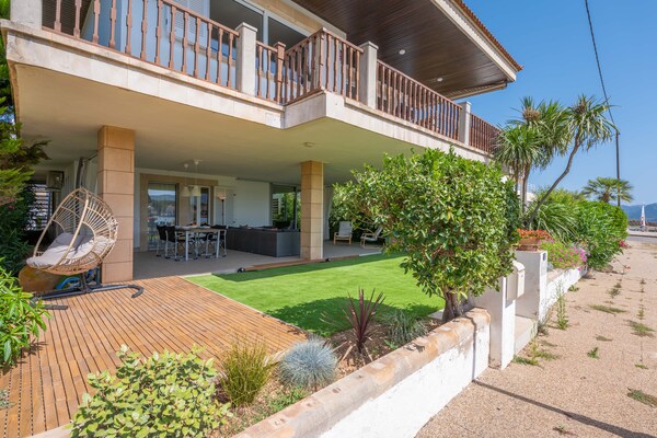 Modern appartement met zeezicht aan de golfbaan in Es Barcarès, Alcúdia - thumbnail 1