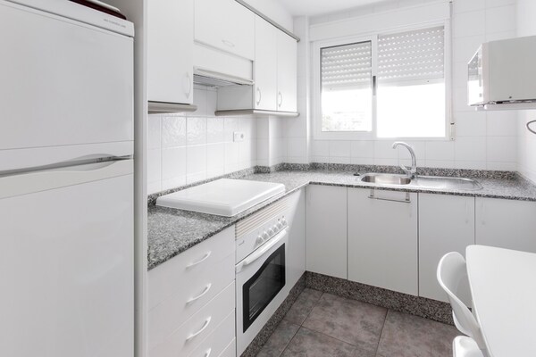 Ruim hoekappartement met groot balkon op 100 meter van Playa de Gandia - thumbnail 5