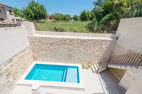 Can Diana: Dorpsvilla met privé-zoutwaterbad in authentiek Campanet - thumbnail 6