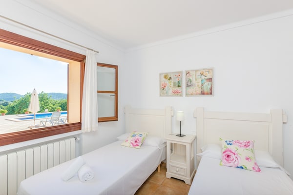 Villa Na Maians in Capdepera met privézwembad en panoramisch uitzicht - thumbnail 6